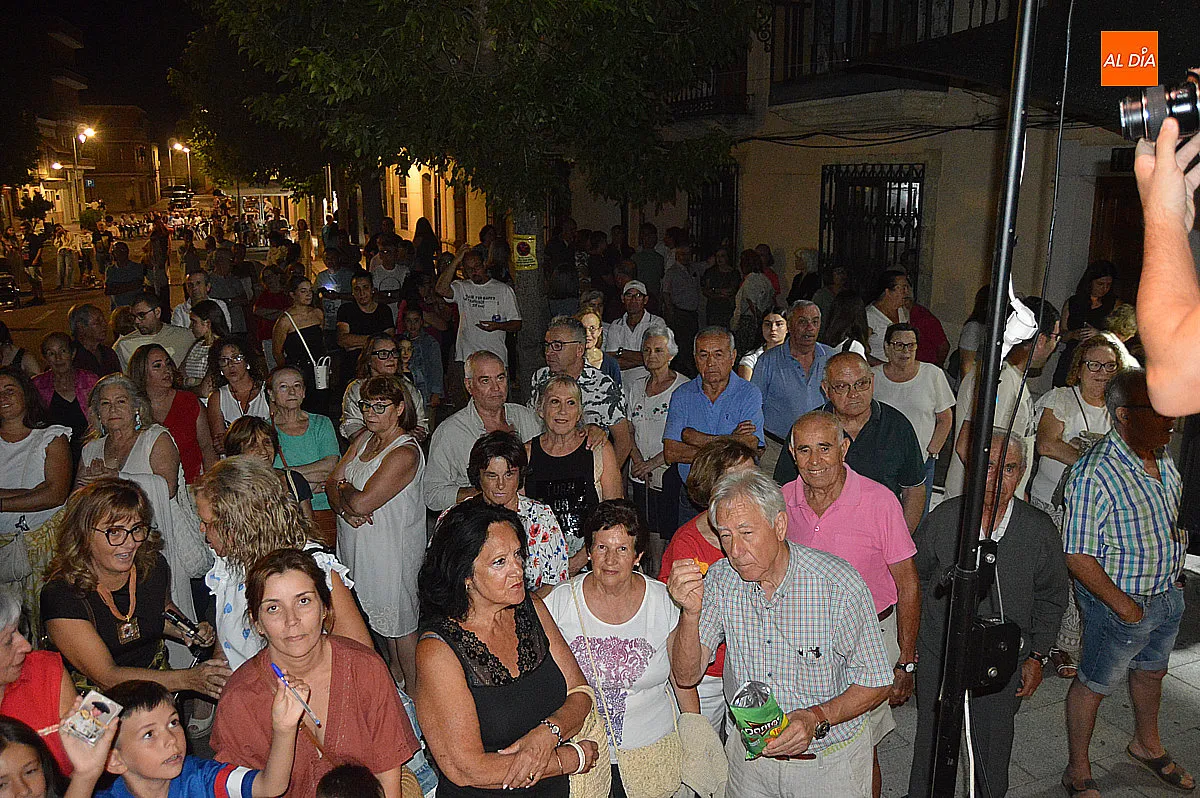 Foto 13 - Borja Jim&eacute;nez ensalza el comercio y la pasi&oacute;n taurina en el preg&oacute;n del Martes Chico