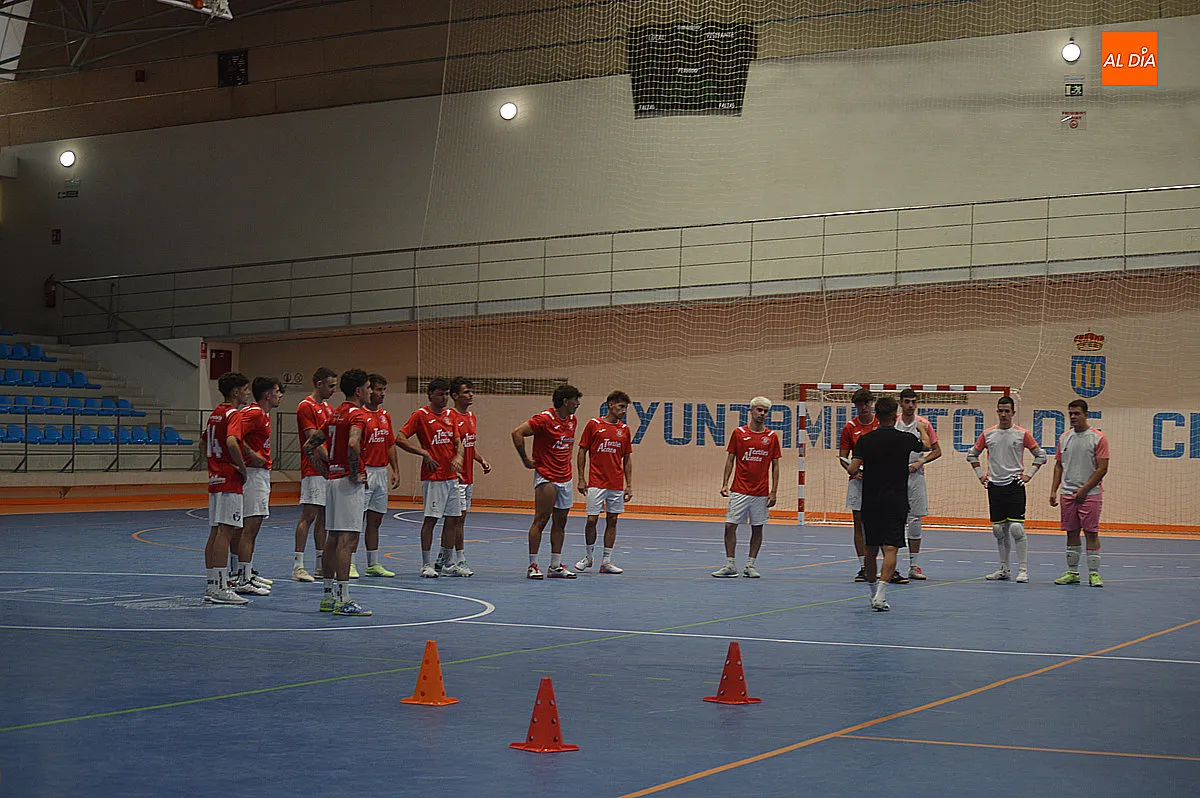 Foto 11 - El Tres Columnas tercera divisi&oacute;n arranca una nueva pre-temporada con &Oacute;scar Gonz&aacute;lez al frente