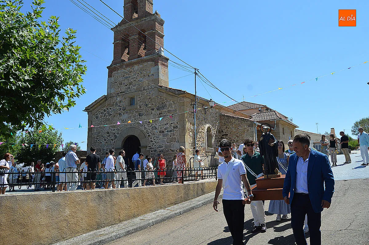 Procesión de Saelices el Chico en honor a San Benito 