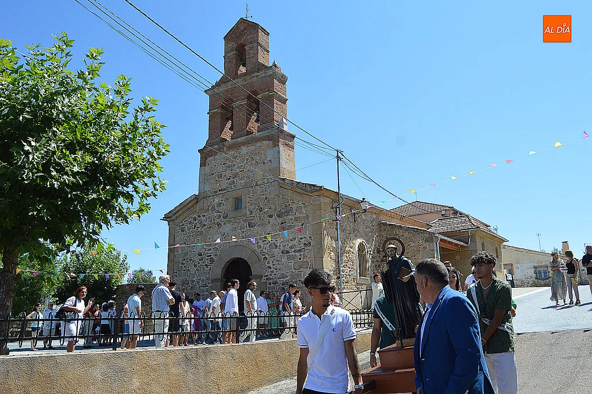Procesión de Saelices el Chico en honor a San Benito 