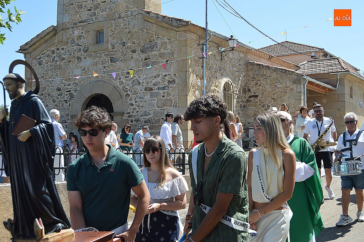 Procesión de Saelices el Chico en honor a San Benito 