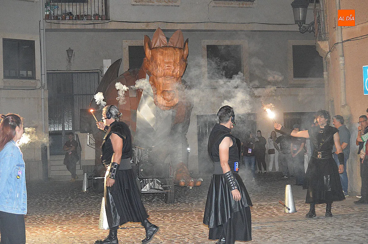 Foto 2 - Quimera y la improvisaci&oacute;n ponen el broche final a la Feria
