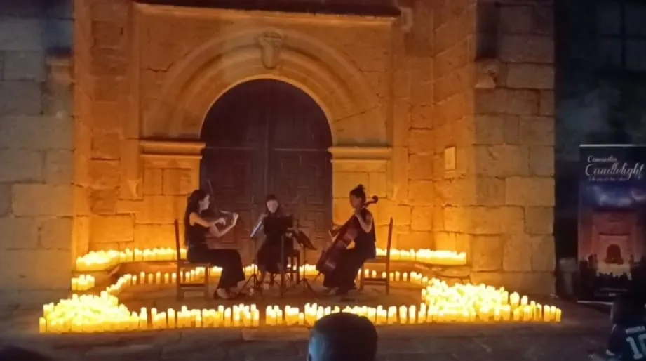 Concierto de Candlelight CyL en Peralejos de Abajo
