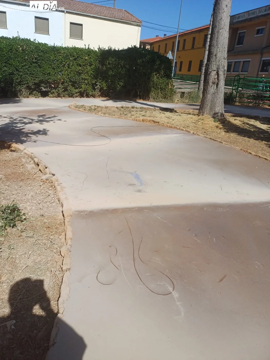 Finalizadas la obras de pavimentación del parque La Laguna en Hinojosa de Duero