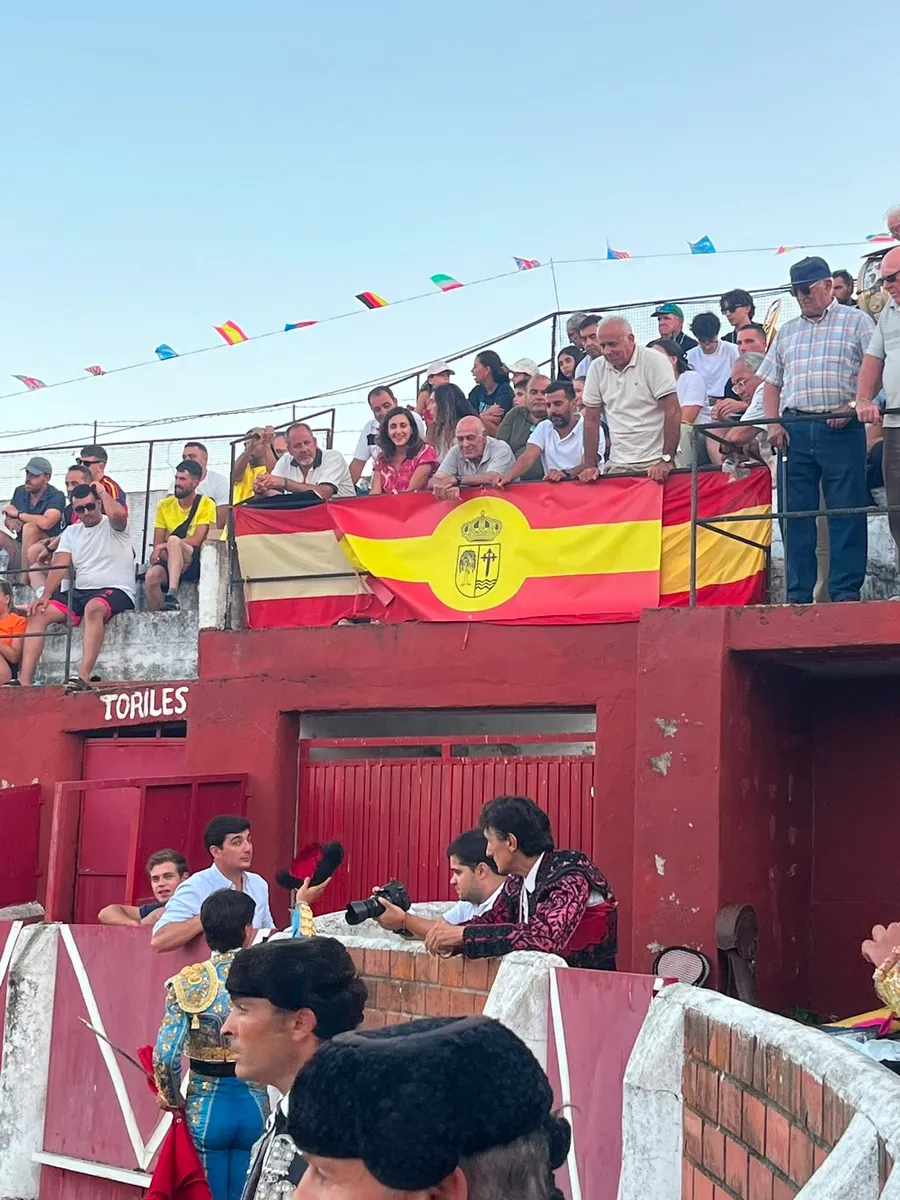 Entretenido festejo en Saucelle con novillos de Domingo Hernández, y los novilleros Fran Perera y Noel García