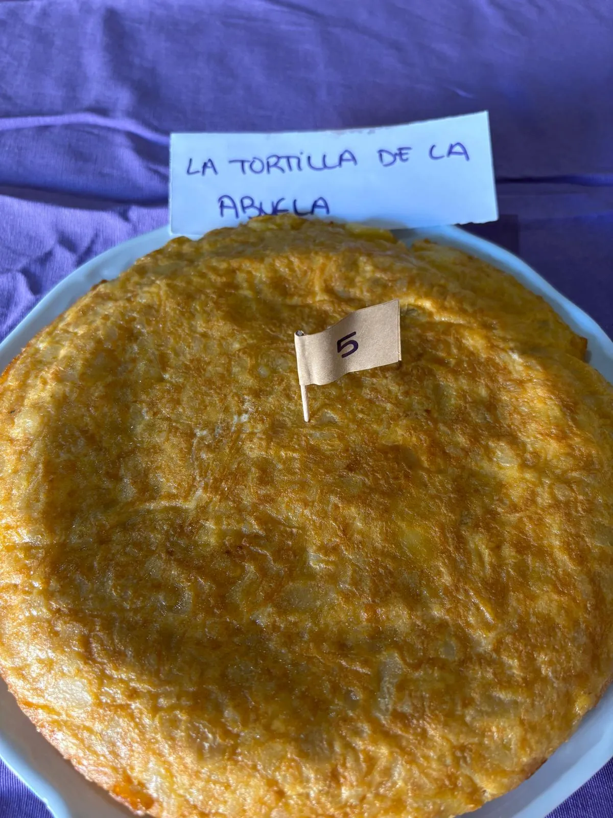 Concurso de postres y tortillas en Villar de Ciervo 