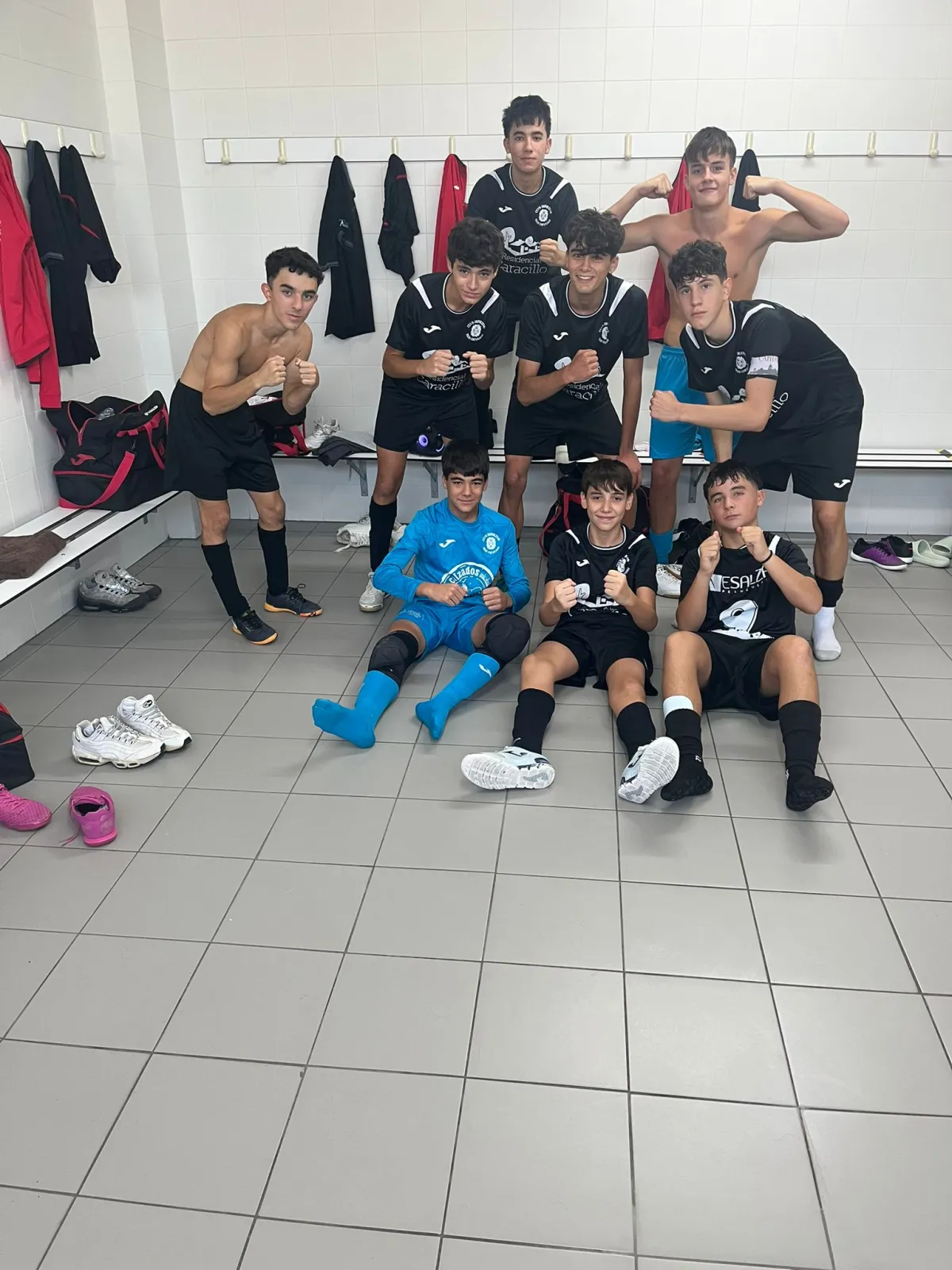 Foto 2 - El III Columnas- Caracillo Cadete se proclama campe&oacute;n del Torneo Tierno