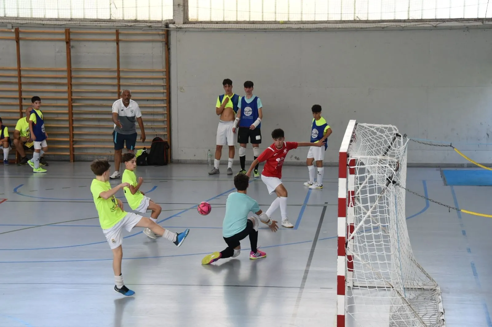 Foto 8 - El III Columnas- Caracillo Cadete se proclama campe&oacute;n del Torneo Tierno