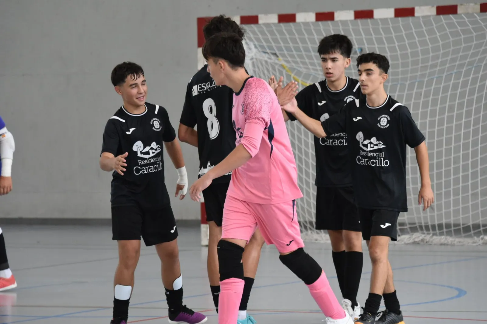Foto 9 - El III Columnas- Caracillo Cadete se proclama campe&oacute;n del Torneo Tierno