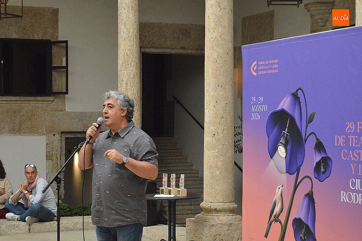 Foto 9 - Los premiados de la XV edici&oacute;n de los Premios Rosa Mar&iacute;a Garc&iacute;a Cano ya tienen su reconocimiento