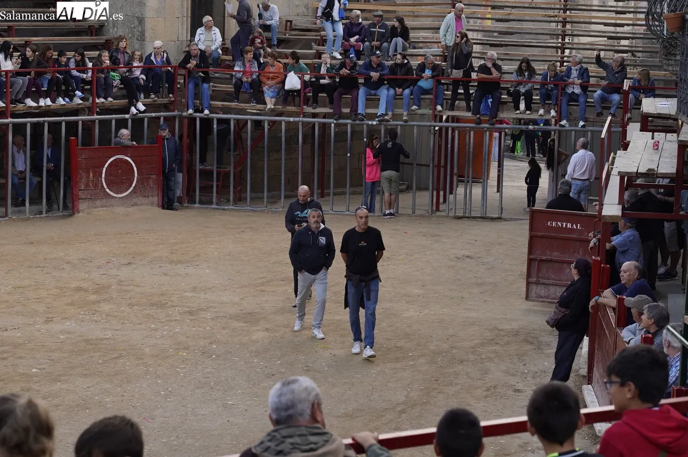 Segundo encierro de las fiestas de Aldeadávila / REP. GRÁFICO: LUIS MIGUEL CONDE