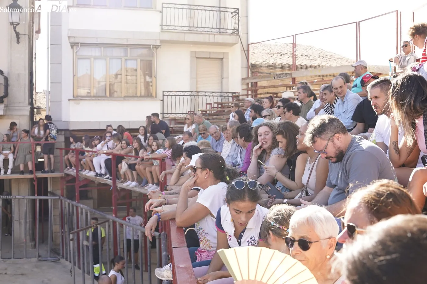 I Toro de Cajón 'Corazón de las Arribes' en Aldeadávila de la Ribera / REP. GRÁFICO: LUIS MIGUEL CONDE