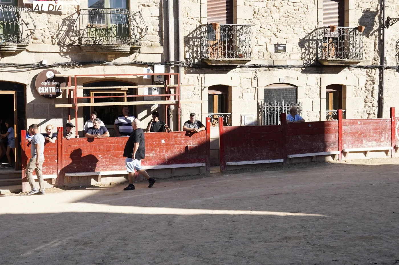 I Toro de Cajón 'Corazón de las Arribes' en Aldeadávila de la Ribera / REP. GRÁFICO: LUIS MIGUEL CONDE