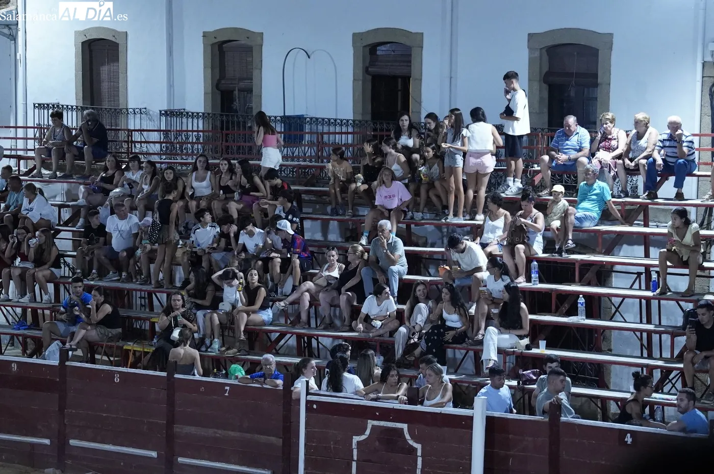 Toros de Cajón en Lumbrales / REP. GRÁFICO: LUIS MIGUEL CONDE