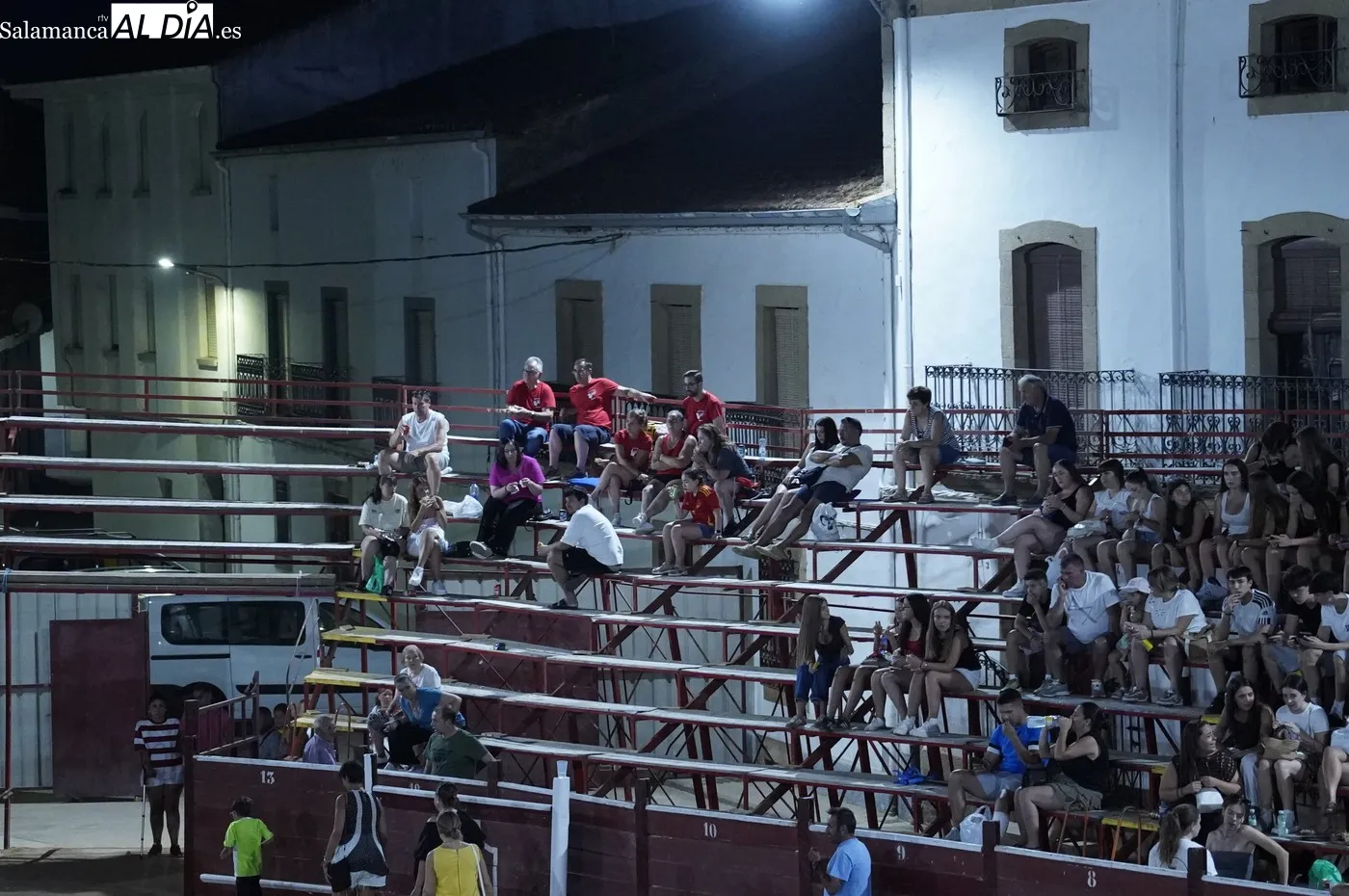 Toros de Cajón en Lumbrales / REP. GRÁFICO: LUIS MIGUEL CONDE
