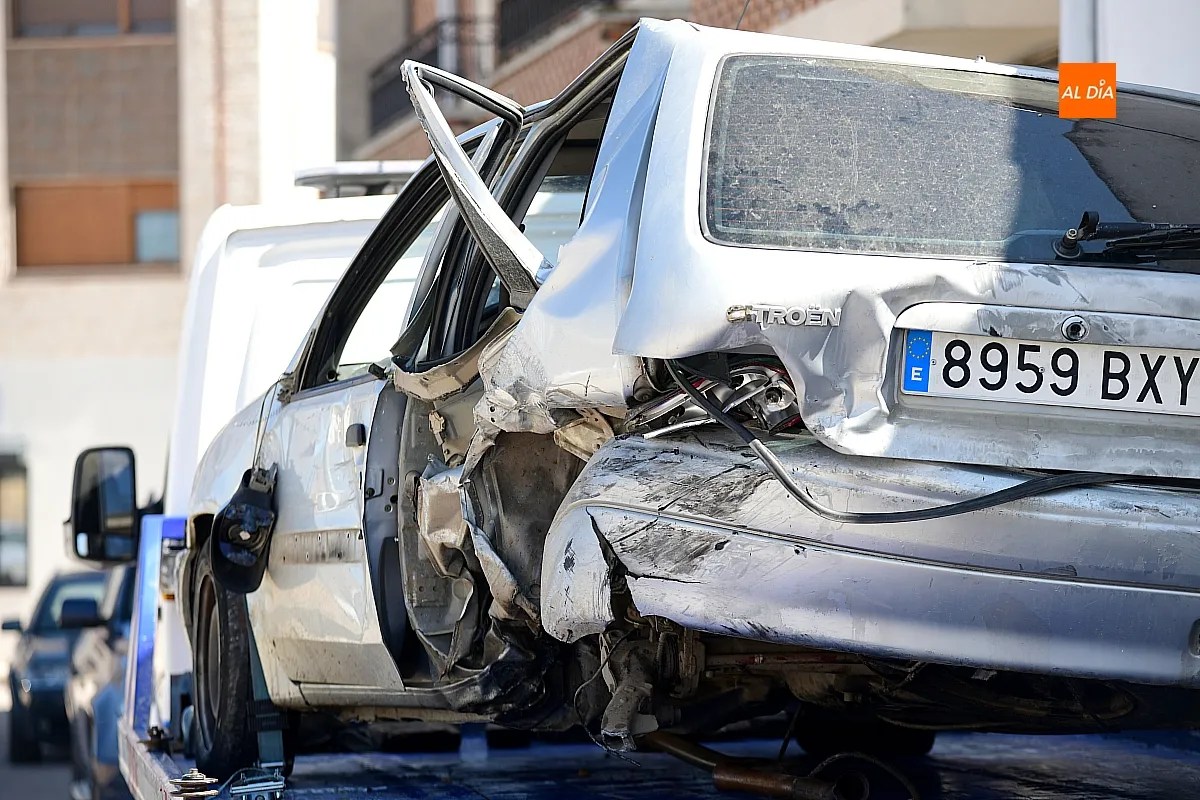 Foto 6 - FOTOS | Un var&oacute;n de 60 a&ntilde;os herido en un accidente de tr&aacute;fico en la A-62 a su paso por Cuidad Rodrigo