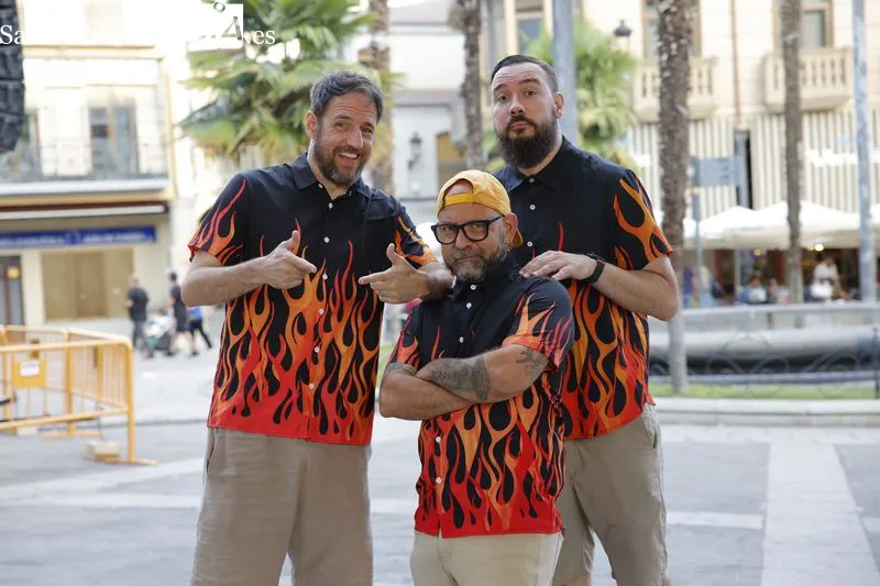 Foto 4 - Alba Fest 2026: Dos formas de entender el punk hicieron rugir la Plaza Mayor de Alba de Tormes