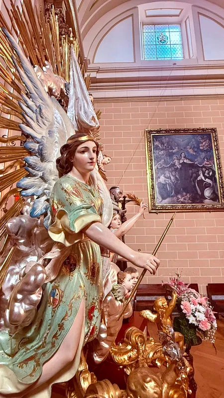 Foto 7 - La devoci&oacute;n devuelve el esplendor a las andas del Santo Brazo de Santa Teresa