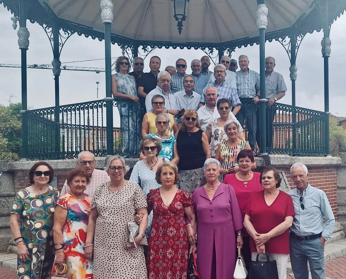 Los Quintos del 50 de Peñaranda no faltan a su tradicional cita antes de las fiestas