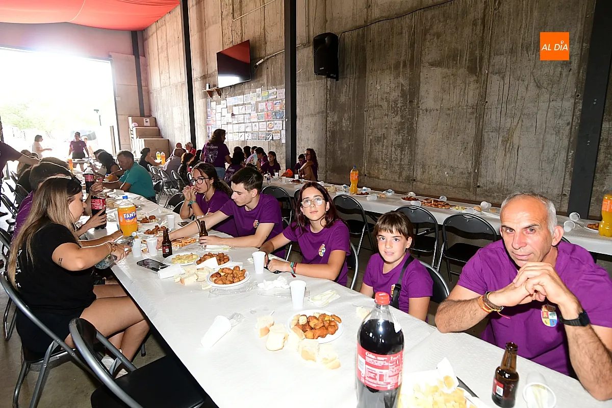 Comida de Peñas y socios en la Atalaya 