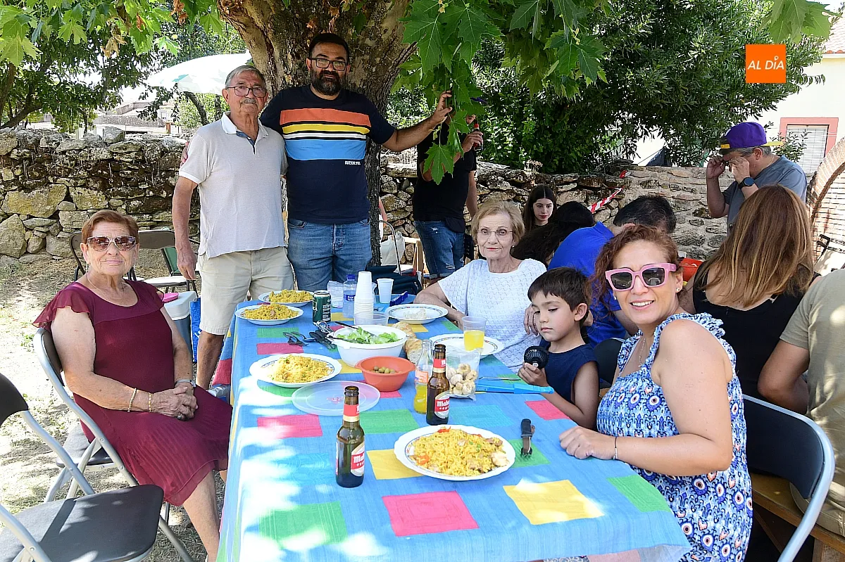 Paella popular en Casillas de Flores para cerrar las fiestas de verano