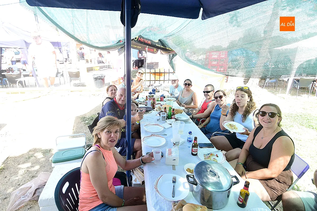 Paella popular en Casillas de Flores para cerrar las fiestas de verano