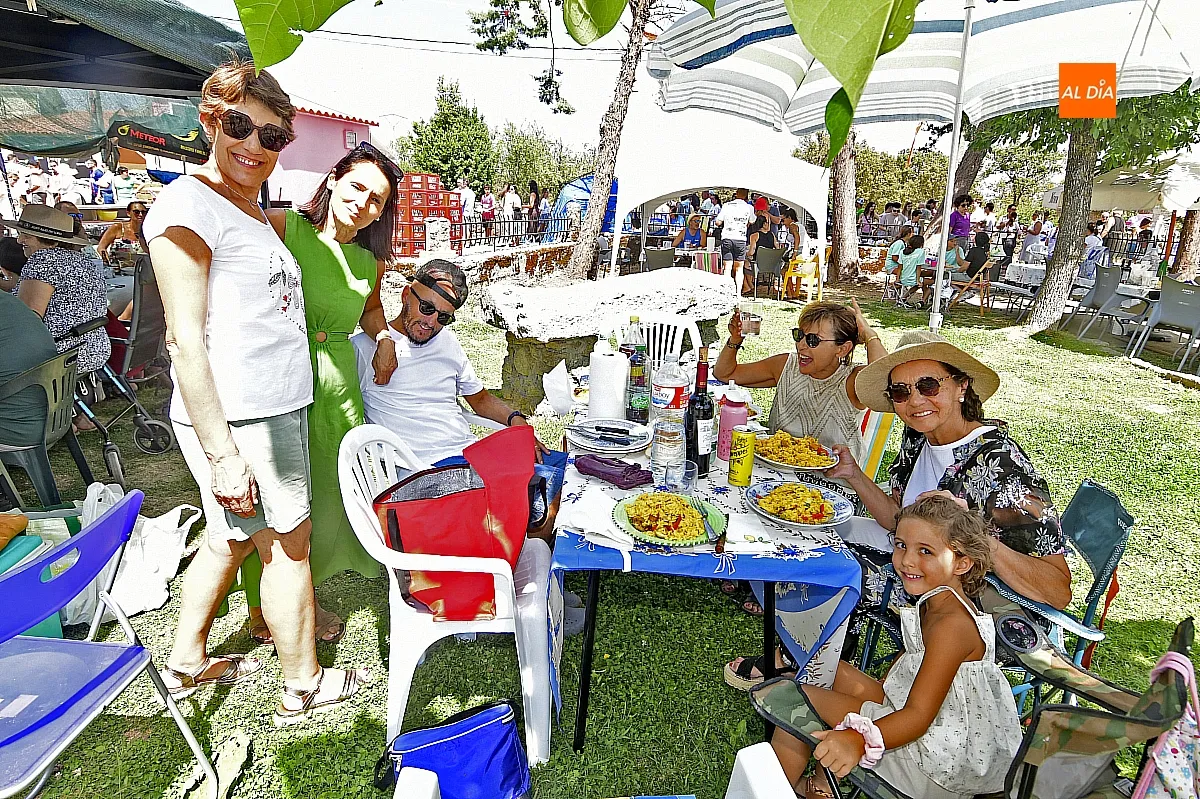 Paella popular en Casillas de Flores para cerrar las fiestas de verano