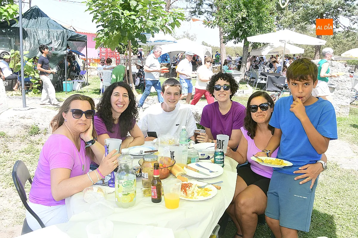 Paella popular en Casillas de Flores para cerrar las fiestas de verano