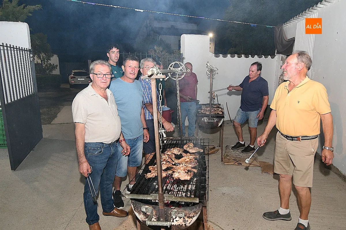Cena de vecinos de Ivanrey