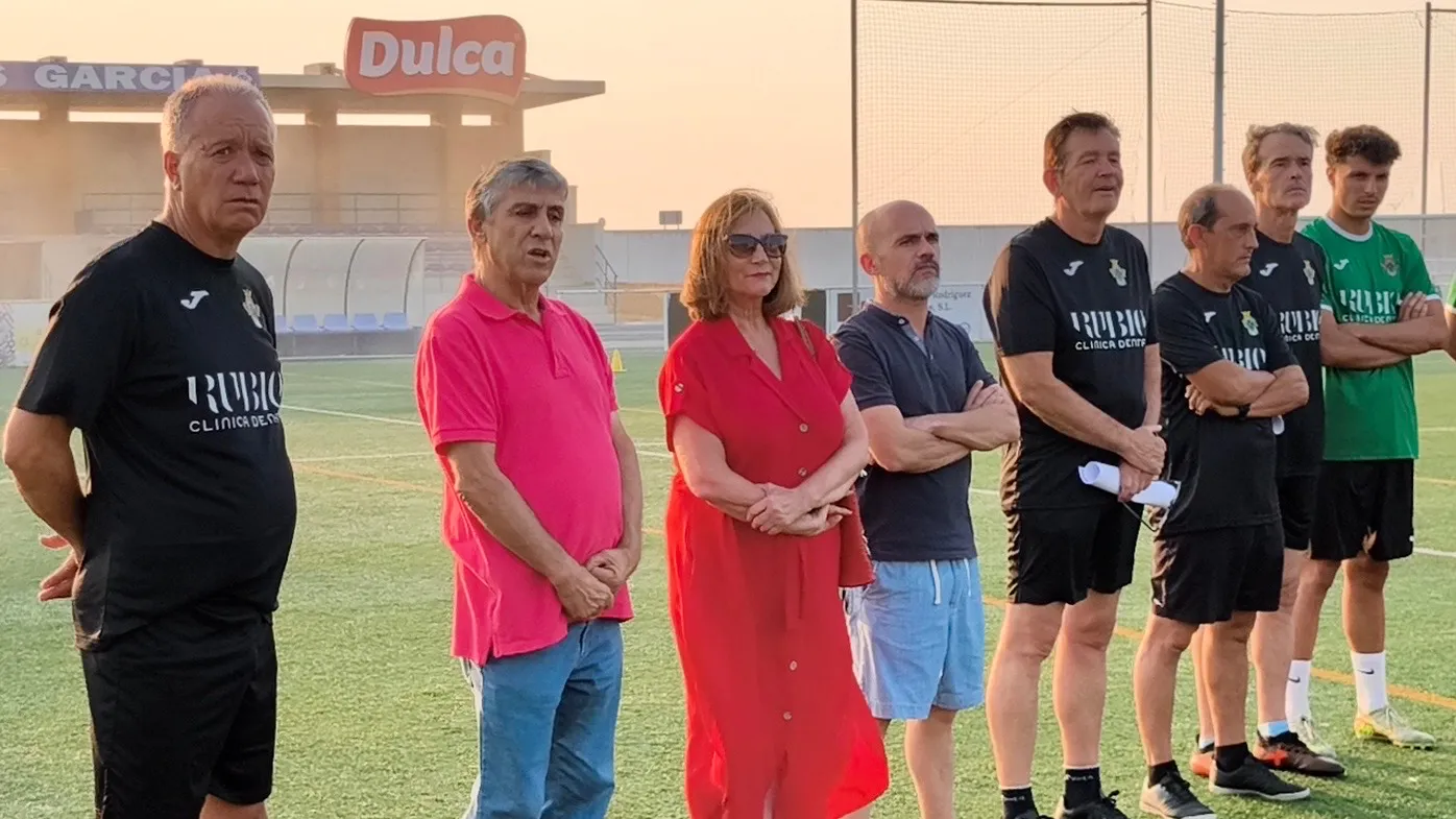 Foto 2 - Ilusi&oacute;n y compromiso en el inicio de la pretemporada del CD Pe&ntilde;aranda