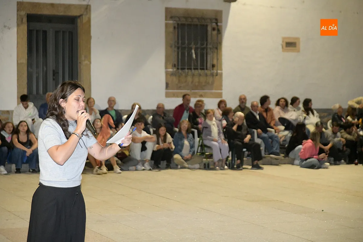 Disfraces por San Agustín en Villar de Ciervo