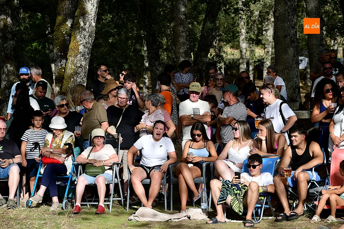 Concurso disfraces en Navasfrías en su Semana Cultural