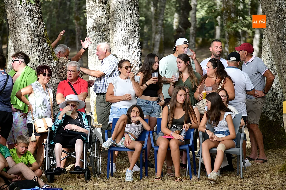 Concurso disfraces en Navasfrías en su Semana Cultural