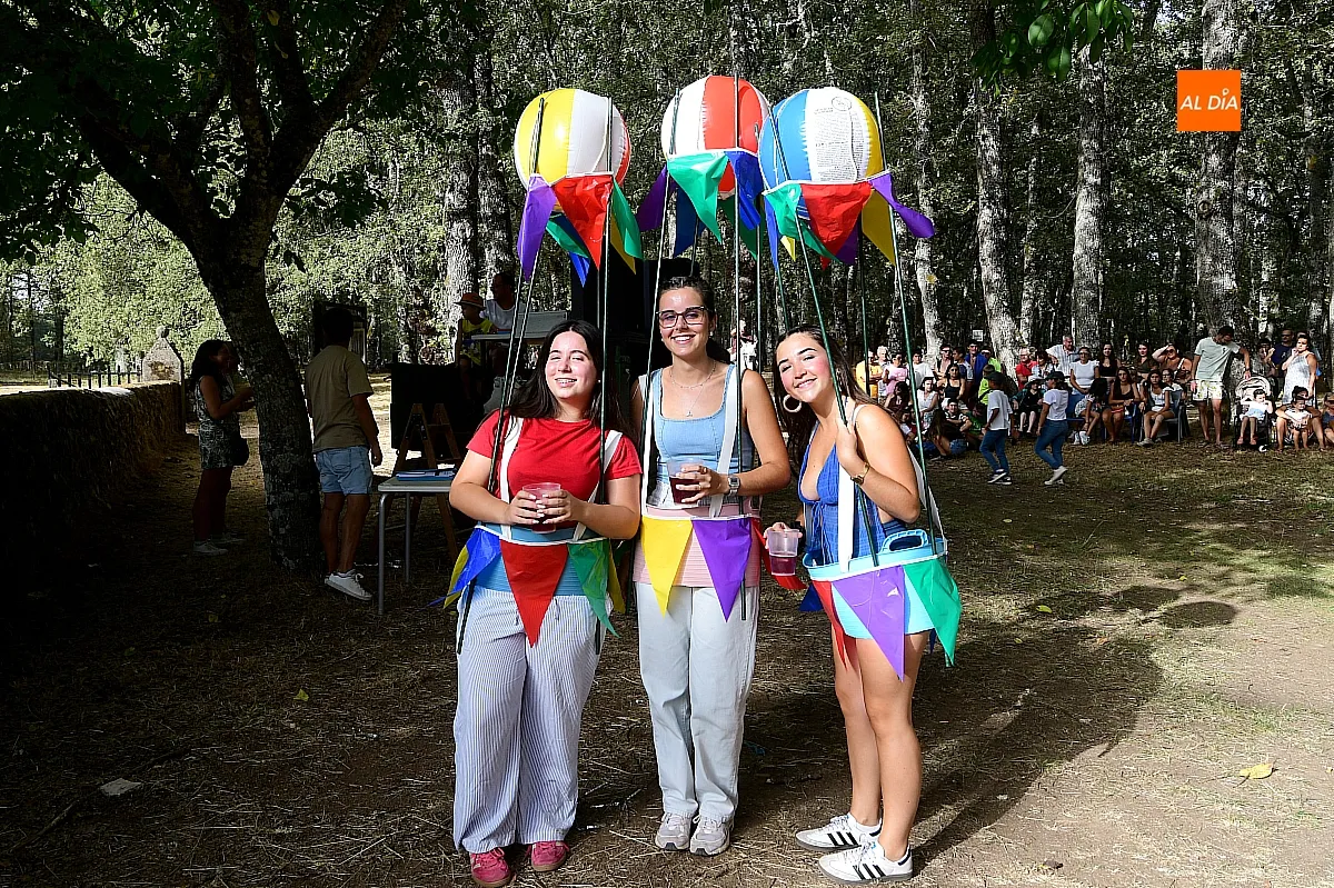 Concurso disfraces en Navasfrías en su Semana Cultural