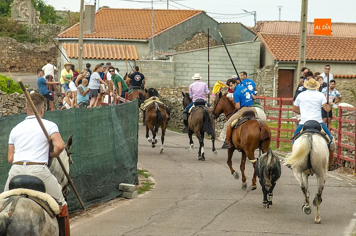 II Encierro a Caballo en Fuentes de Oñoro