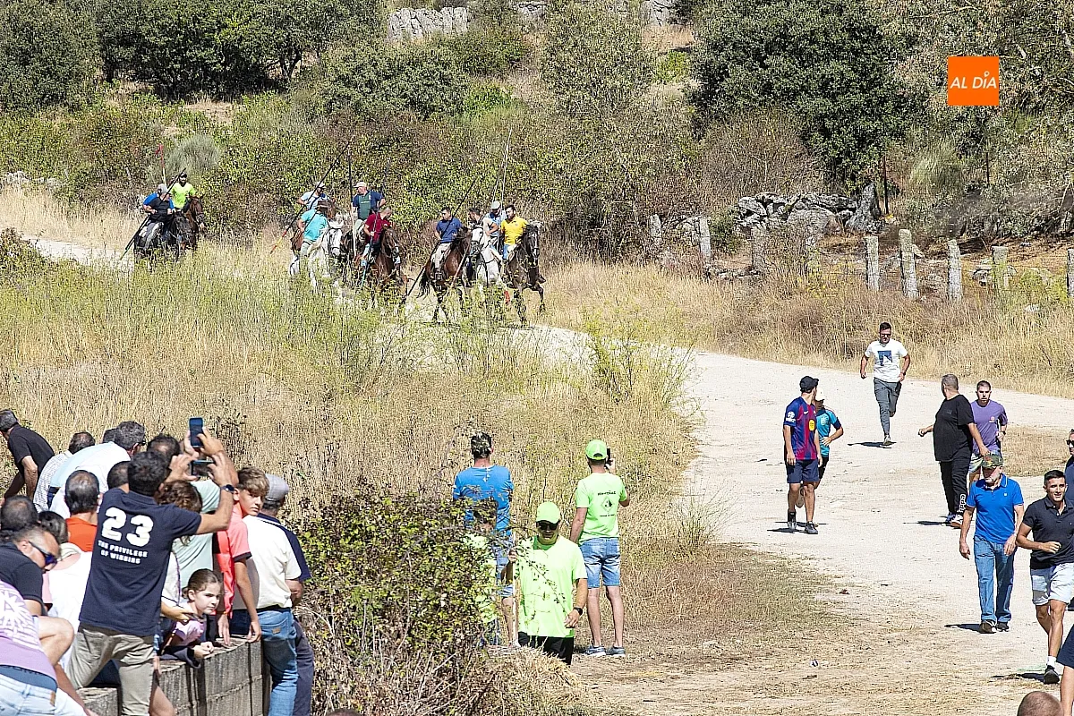 Encierro a Caballo  en Villar de Ciervo