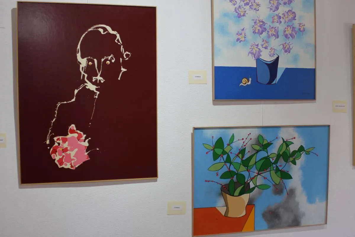 La exposición de David Fronce llena de “Ideas y color” hasta el 29 de agosto la sala consistorial de Monleón