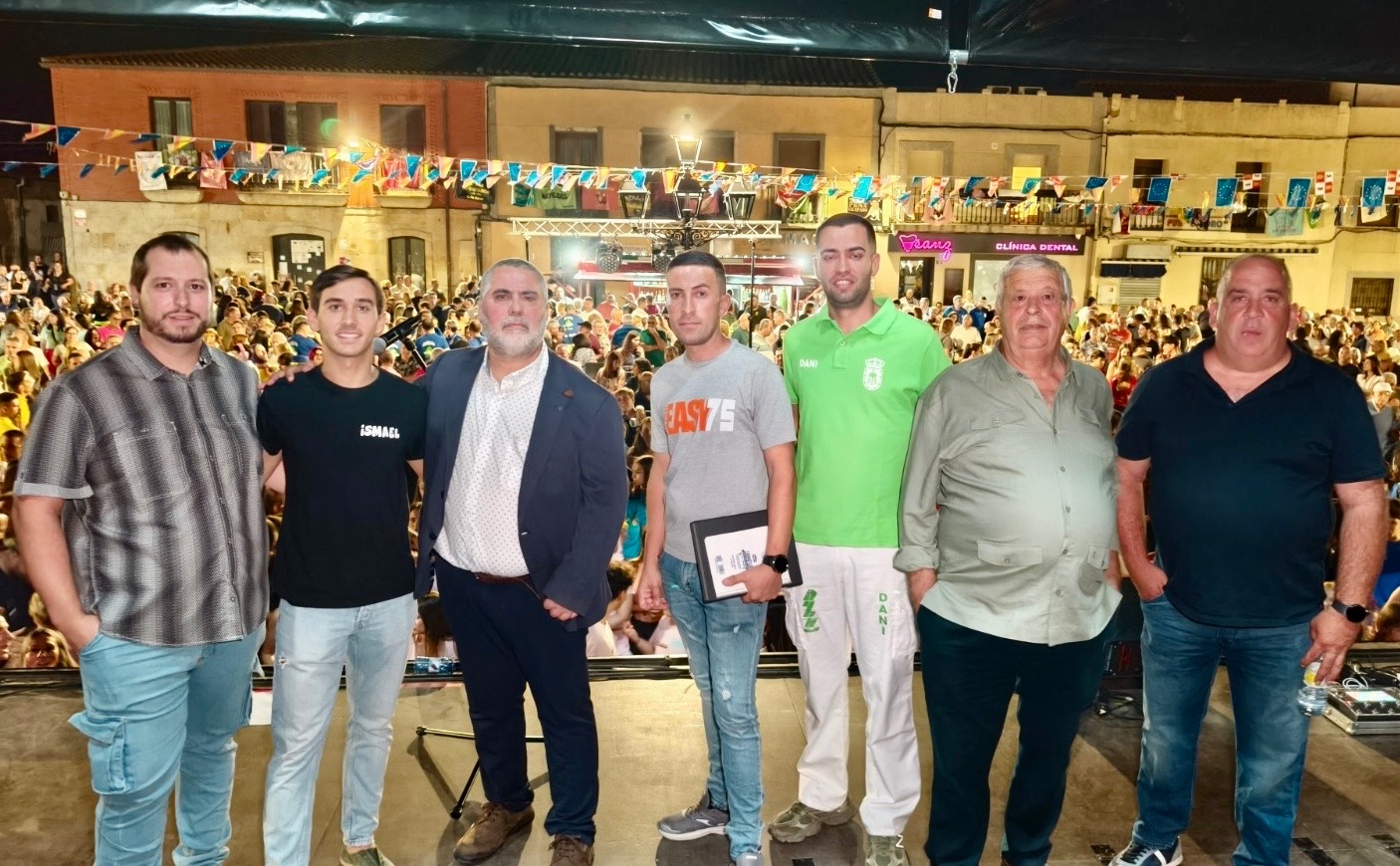 Recuerdos, emoción y futuro, protagonistas del pregón festivo de Ismael Martín y Juan Carlos López Pinto en Cantalpino