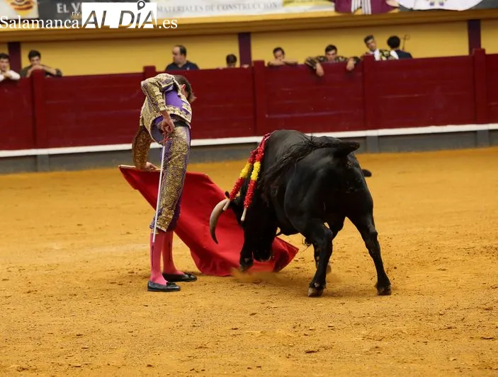 Foto 11 - Manuel Ferbola gana el IX Bols&iacute;n Taurino Botijo de Filigrana