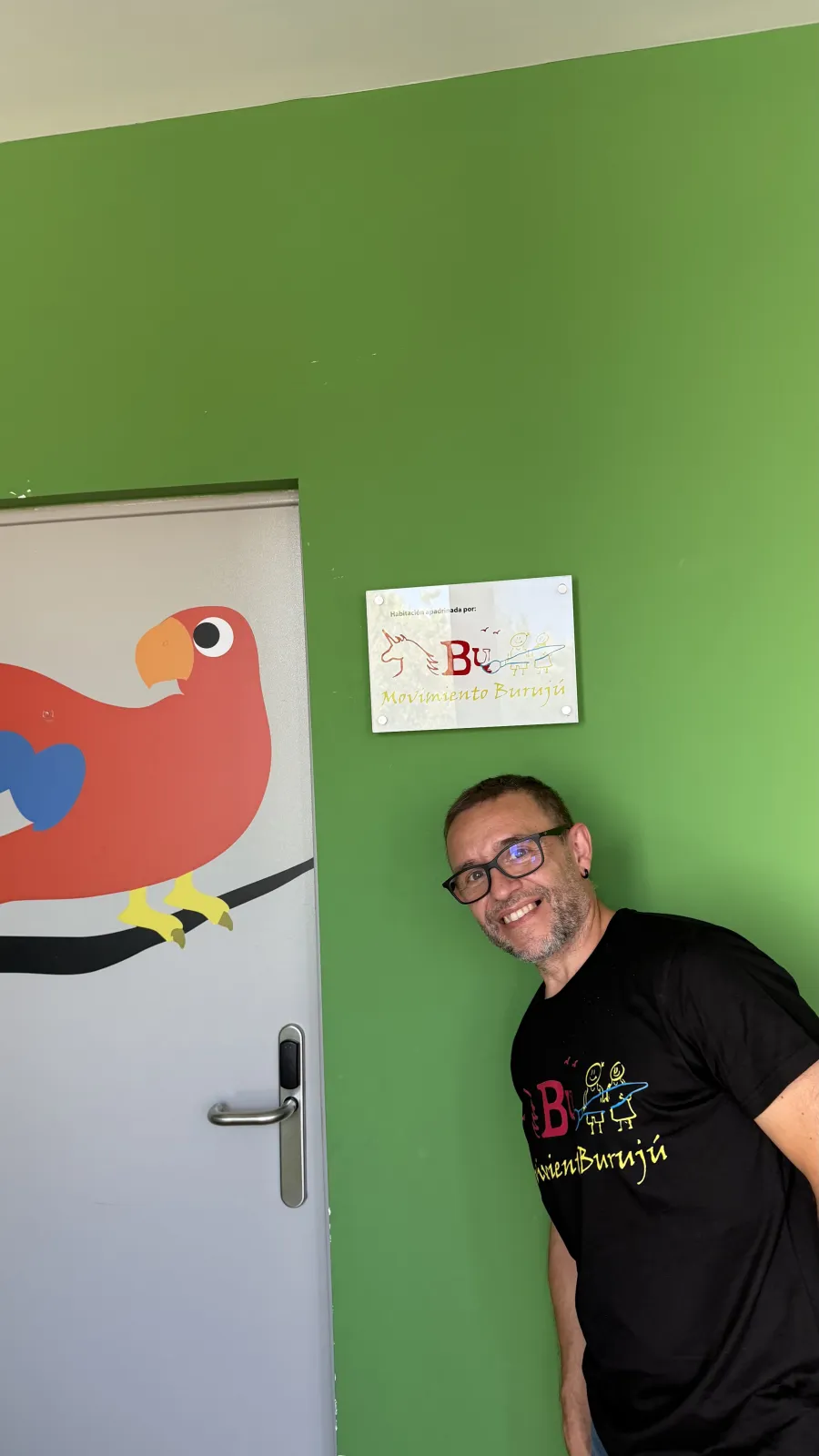 Foto 2 - El colectivo salmantino Movimiento Buruj&uacute; apadrina una habitaci&oacute;n en la Casa Ronald McDonald de Madrid