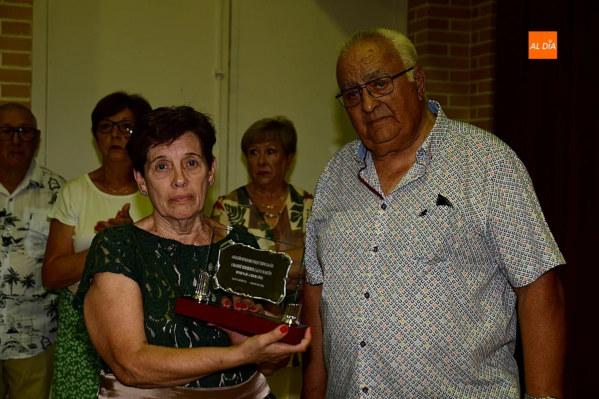 Vecinos de 80 años en Santi Spítitus