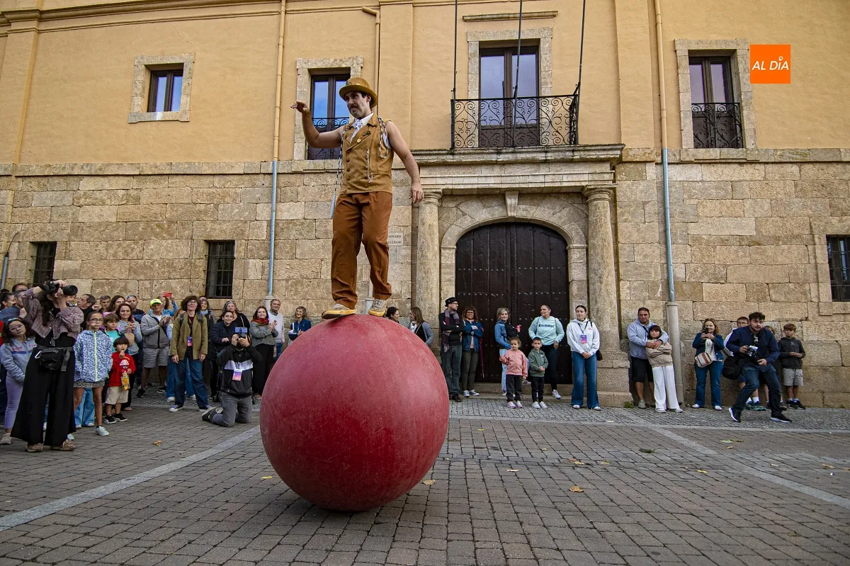 Foto 11 - La Feria de Teatro de Castilla y Le&oacute;n alcanza su ecuador con una tarde repleta de propuestas esc&eacute;nicas