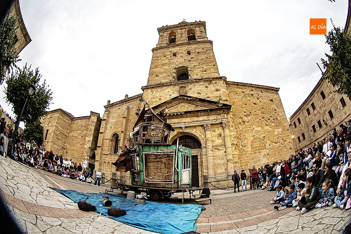Foto 13 - Tres espect&aacute;culos, tres formas de sentir el teatro en Ciudad Rodrigo