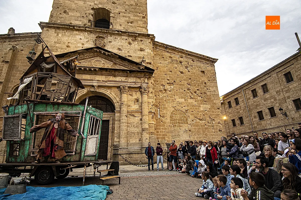 Foto 15 - Tres espect&aacute;culos, tres formas de sentir el teatro en Ciudad Rodrigo