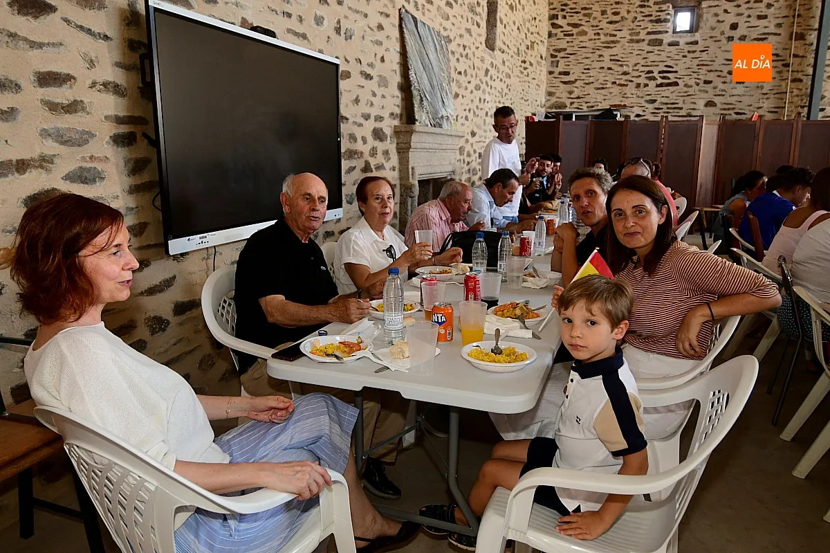 Paella popular en Villar de la Yegua para despedir sus fiestas