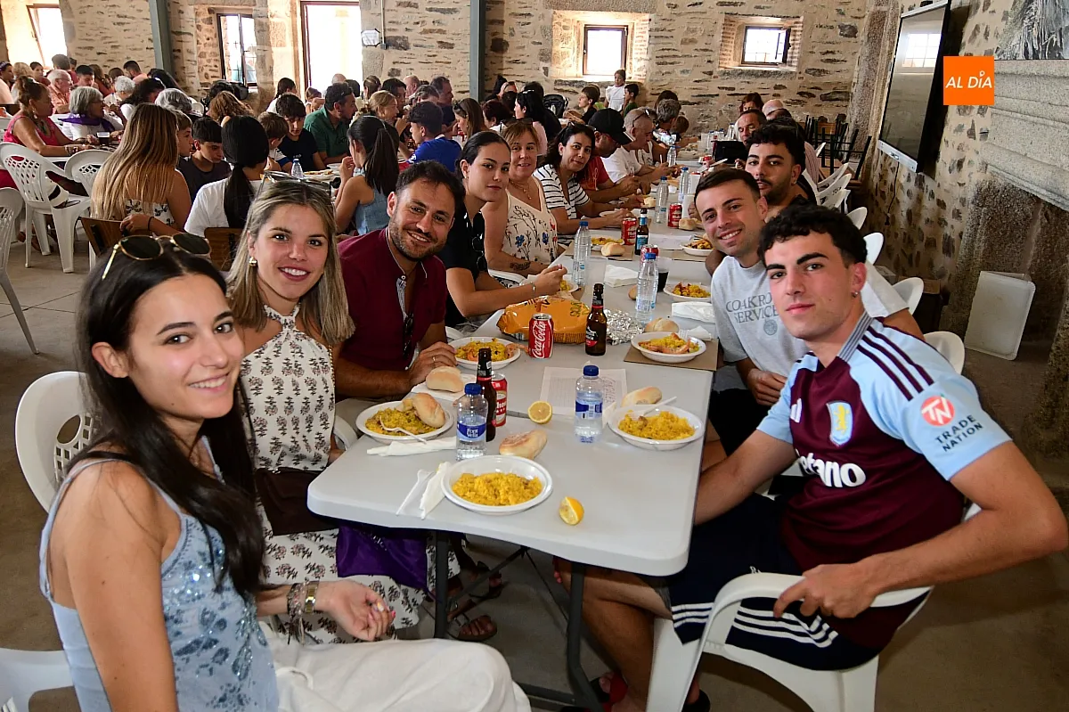 Paella popular en Villar de la Yegua para despedir sus fiestas