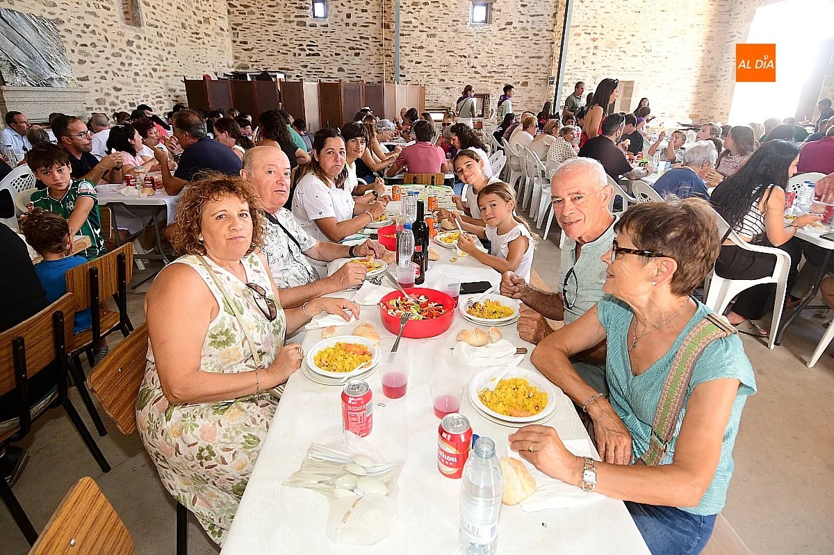 Paella popular en Villar de la Yegua para despedir sus fiestas