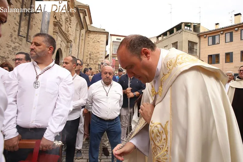 Foto 11 - La devoci&oacute;n y el turismo inundan Alba de Tormes en el arranque de la Transverberaci&oacute;n