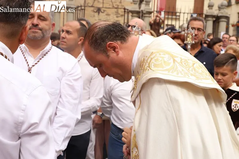 Foto 8 - La devoci&oacute;n y el turismo inundan Alba de Tormes en el arranque de la Transverberaci&oacute;n