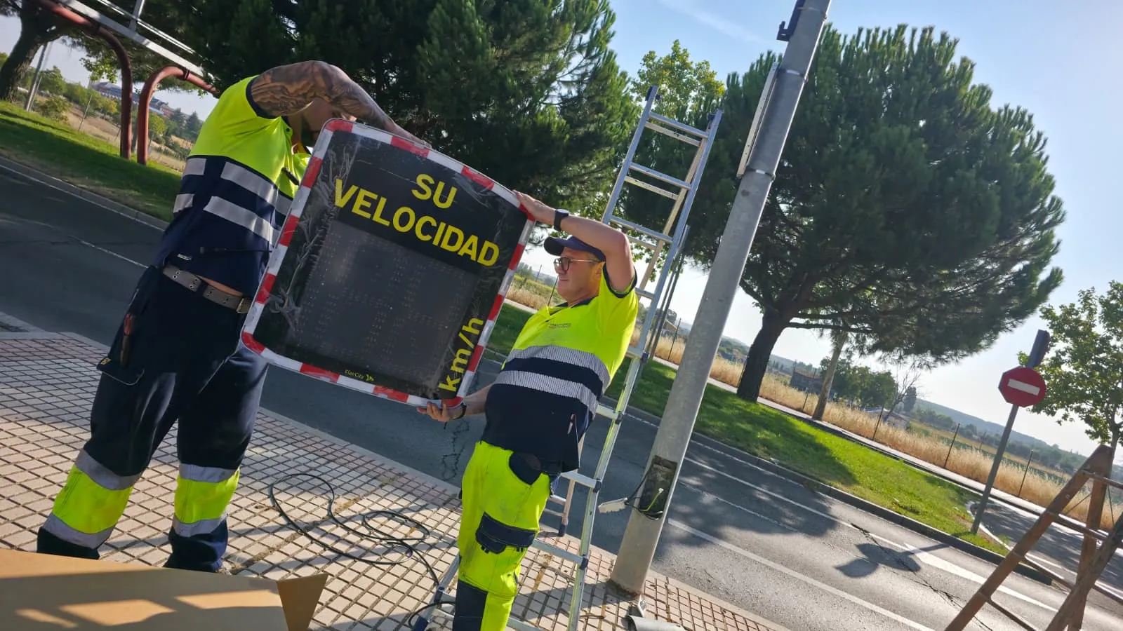 Foto 2 - As&iacute; funcionan 20 nuevos radares sin multa que Salamanca instala en los accesos a la ciudad